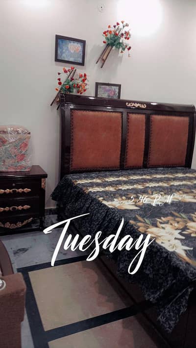 bed set with console & mirror