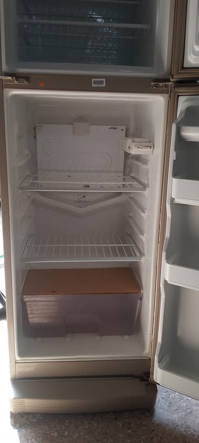 Dawlance Refrigerator