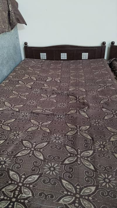 2 Single Bed With Mattress