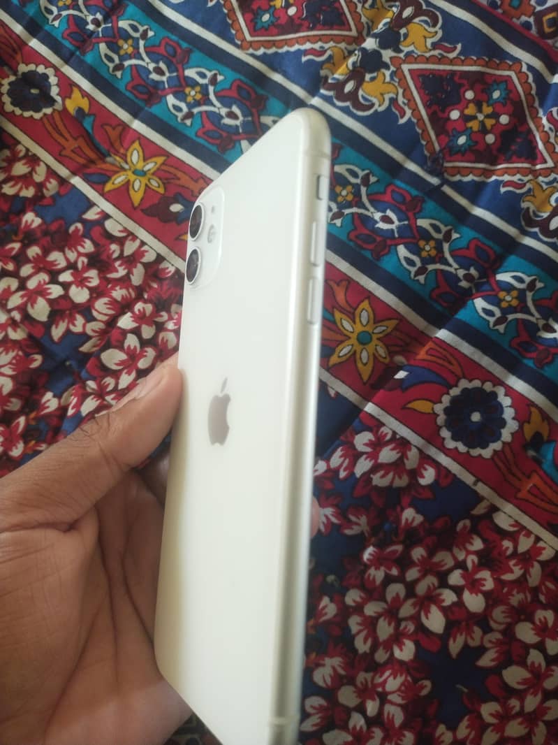 Apple iPhone 11 1