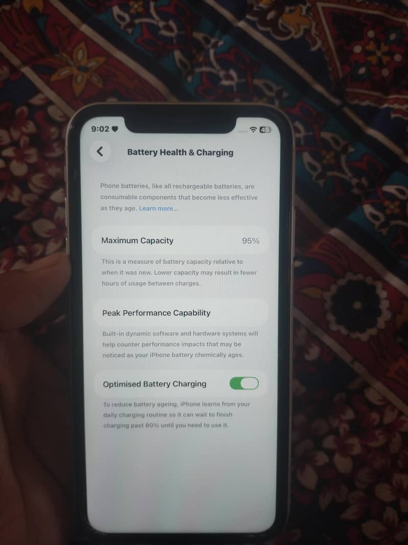 Apple iPhone 11 4