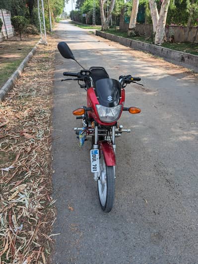 Suzuki GD 110s salf start Islamabad number All dacomint clear new tyer