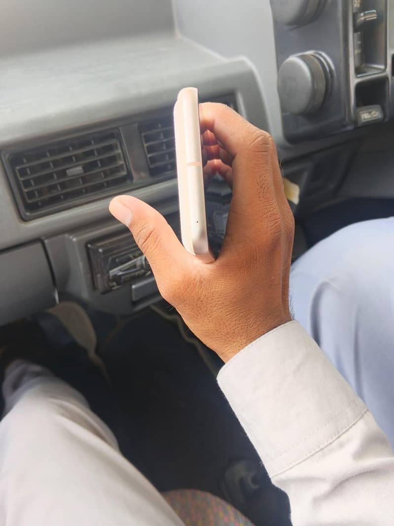 Google Pixel 8 2