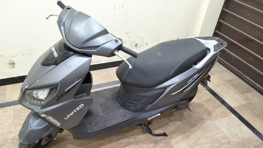100 CC United 2024 Brand New Scooty for Sale