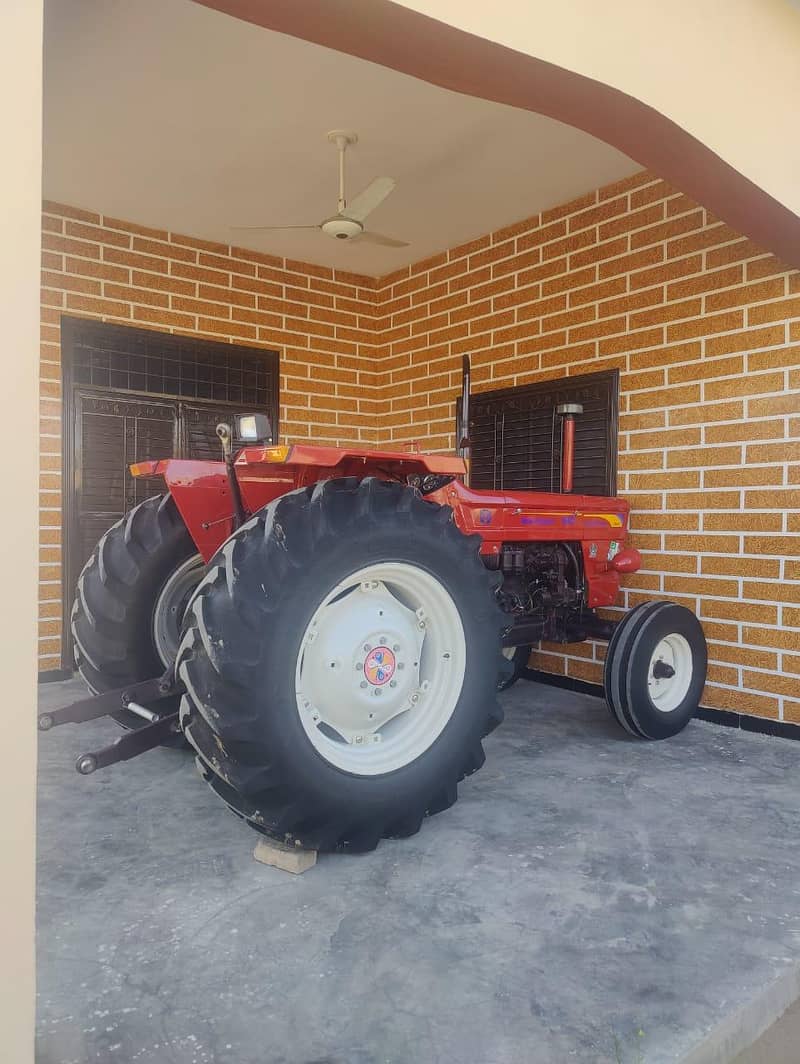 tractor 4