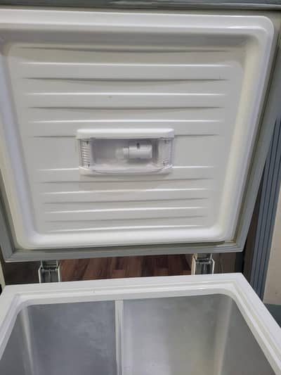 Dawlance Deep Freezer DF-200GD