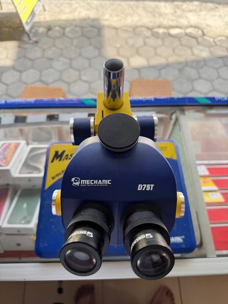 Microscope 0
