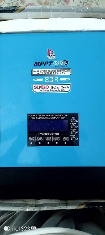 Sinko 80A Hybrid MPPT solar charge controller 12V/24V with Dc Load