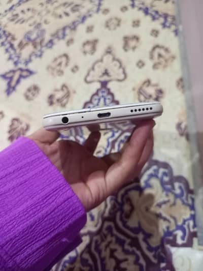 OPPO A57