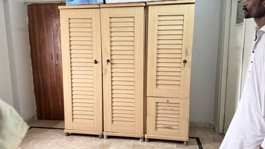3 door Wardrobe Almari