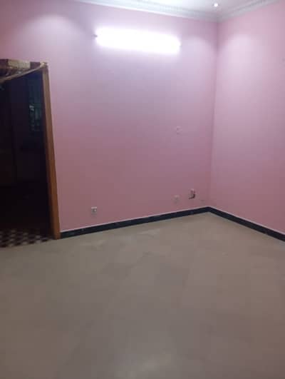 G 11/3 Housing foundation C type flat for Rent 3rd floor fully Renvoted 3bed 2bath tvl kitchen gas Available