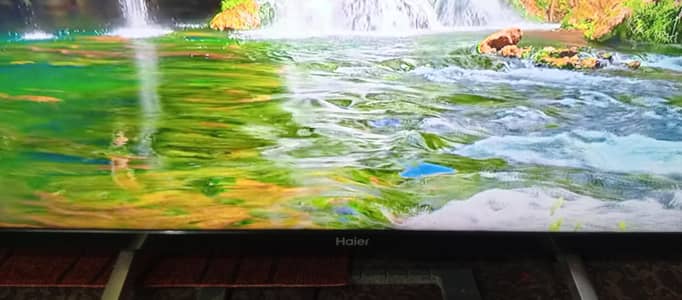 40" LED TV