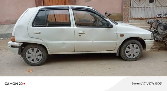 Anda Daihatsu Charade 1993 03132023695