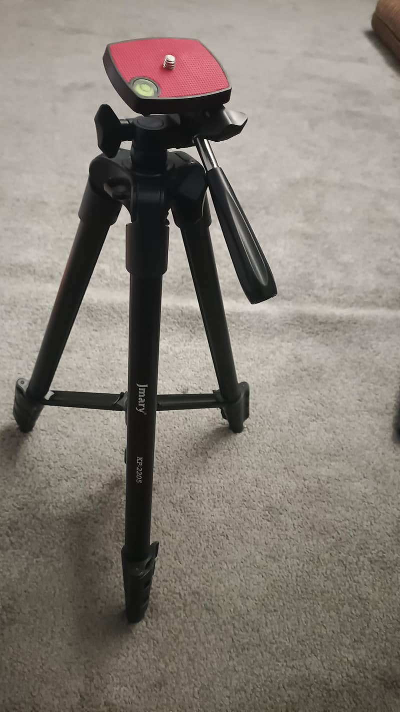 Tripod 0