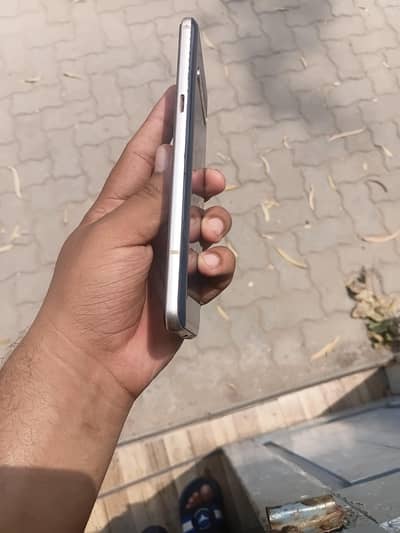 LG V60 ThinQ 5G