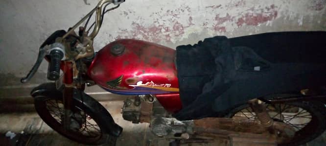 Honda cd70 2006