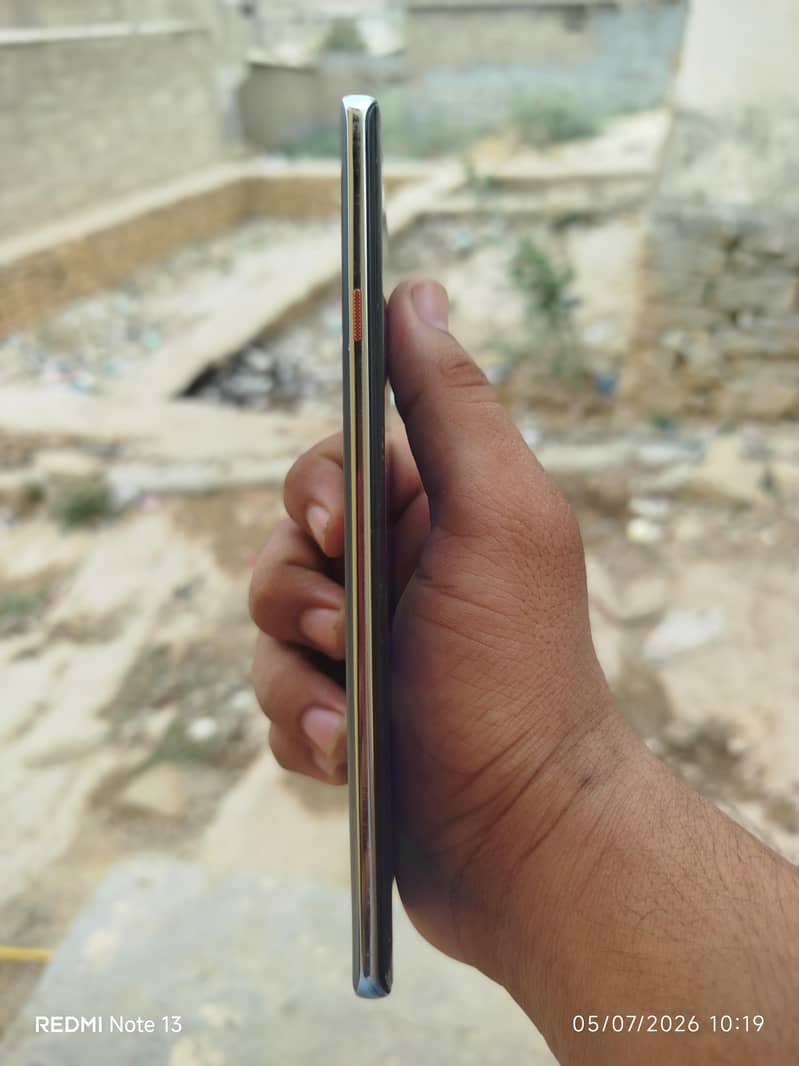 Tecno camon 40pro 5