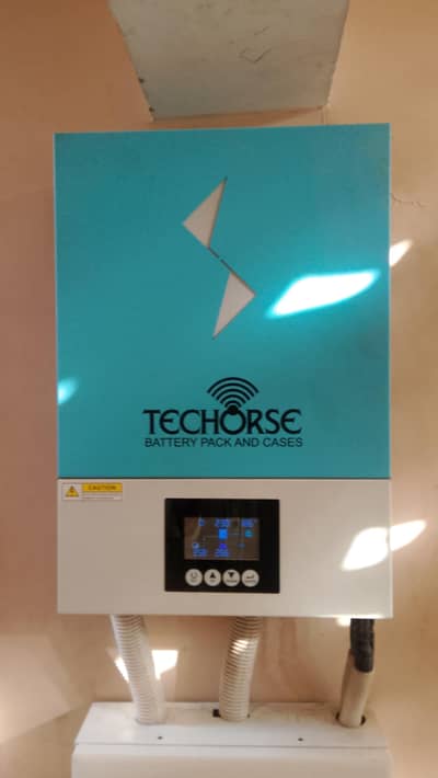 4.2 kw hybrid solar inverter with batteries in warranty