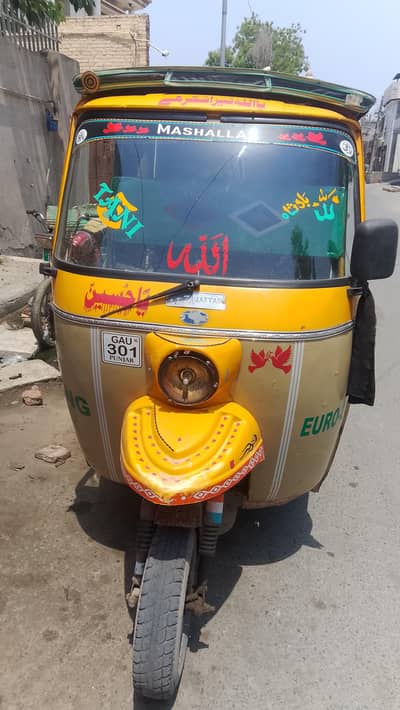 CNG auto tez raftar riksha