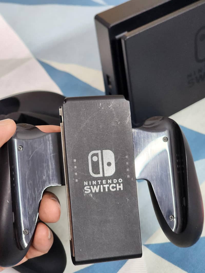 Nintendo Switch 5
