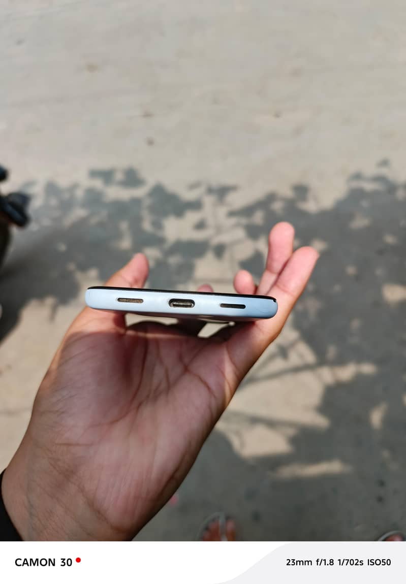 Google Pixel 4a 5