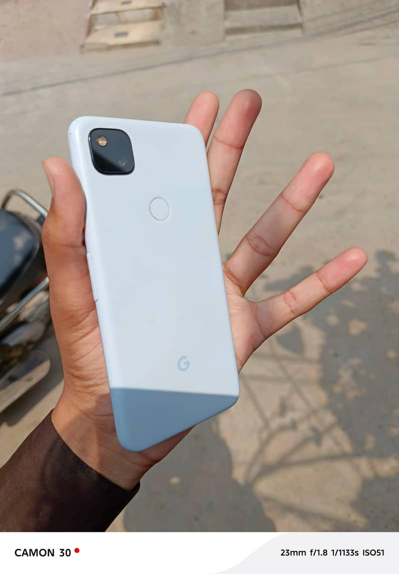 Google Pixel 4a 10
