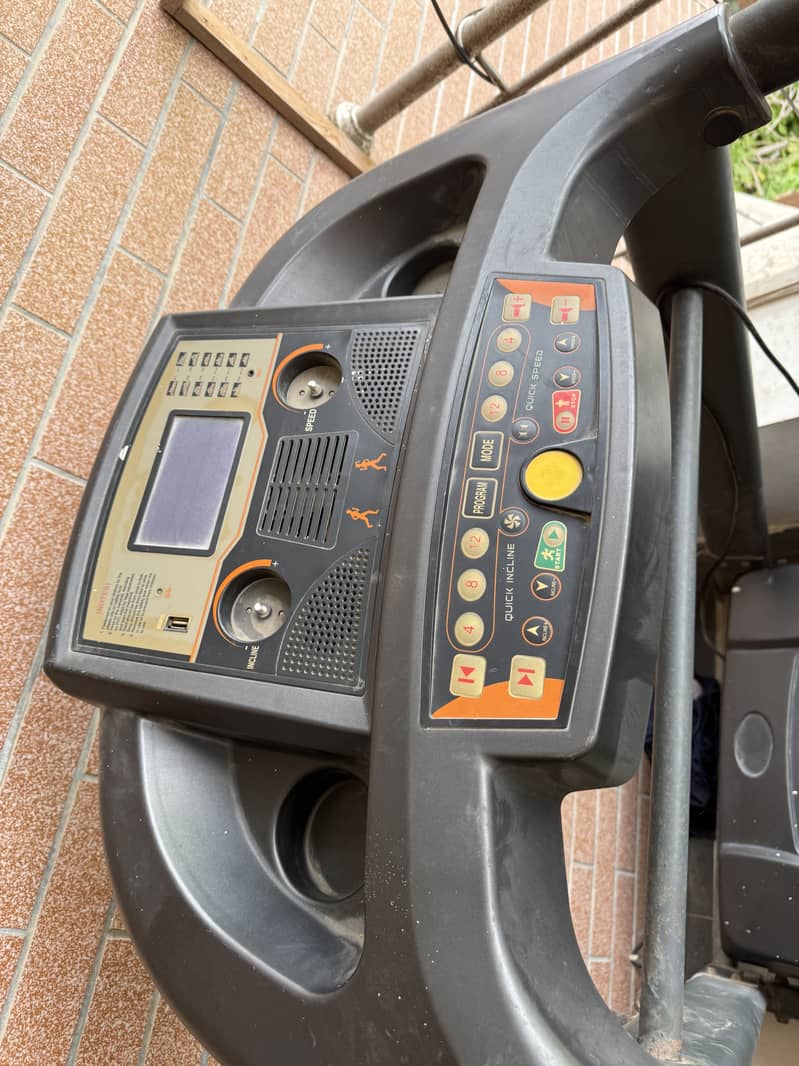 Electronic treadmill 1