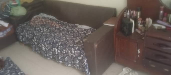 Sofa six seater