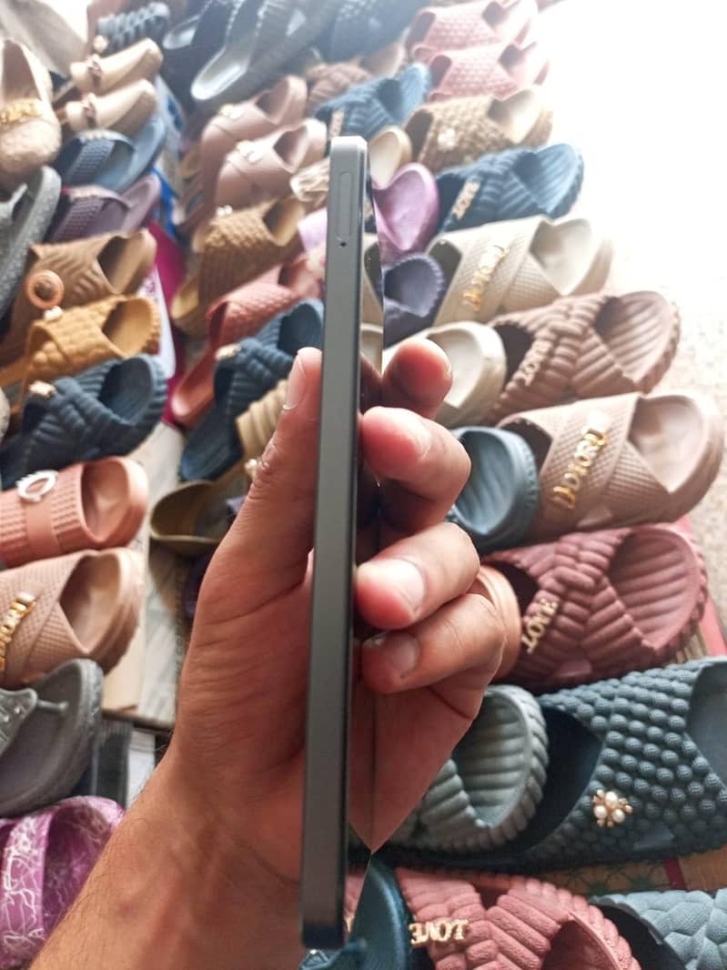 Realme Note 60x 2