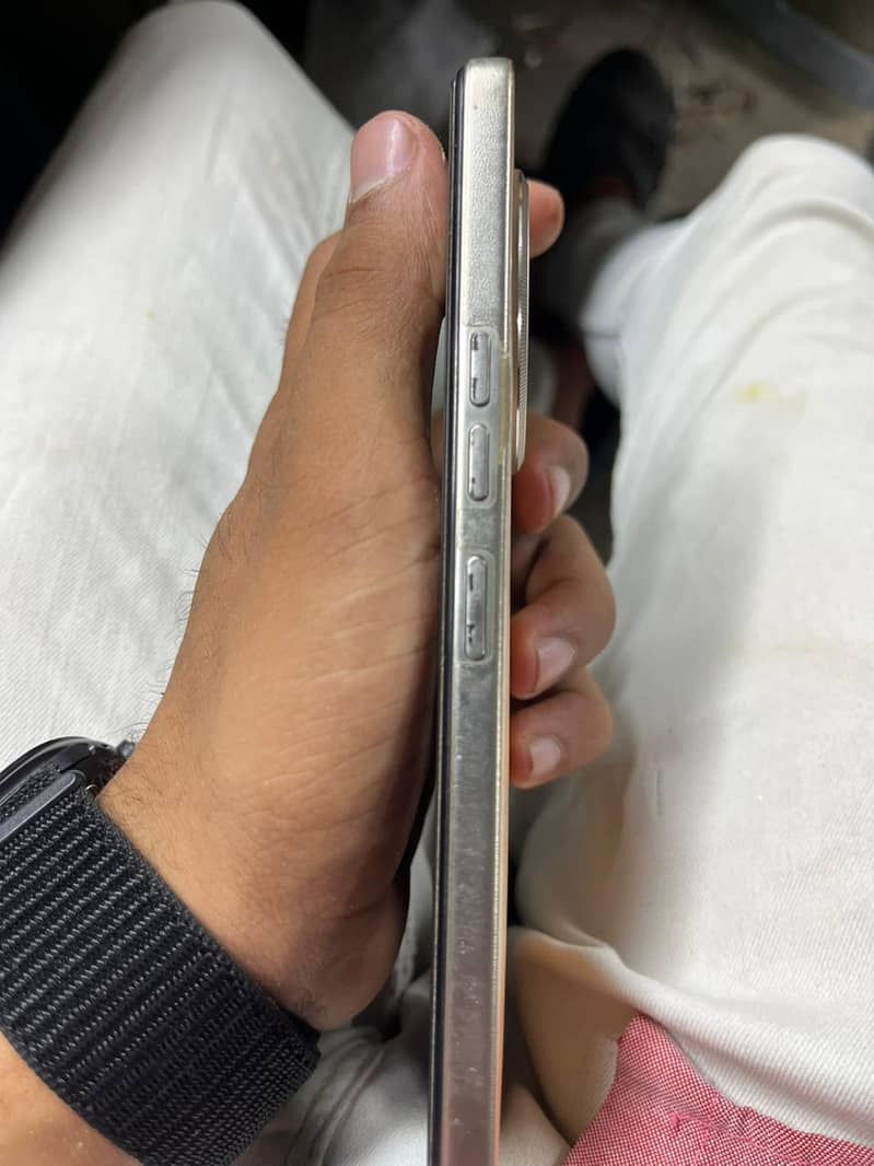 Tecno CAMON 30 5