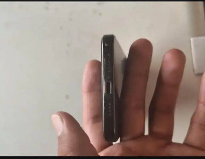Apple iPhone 15 Pro Max 1