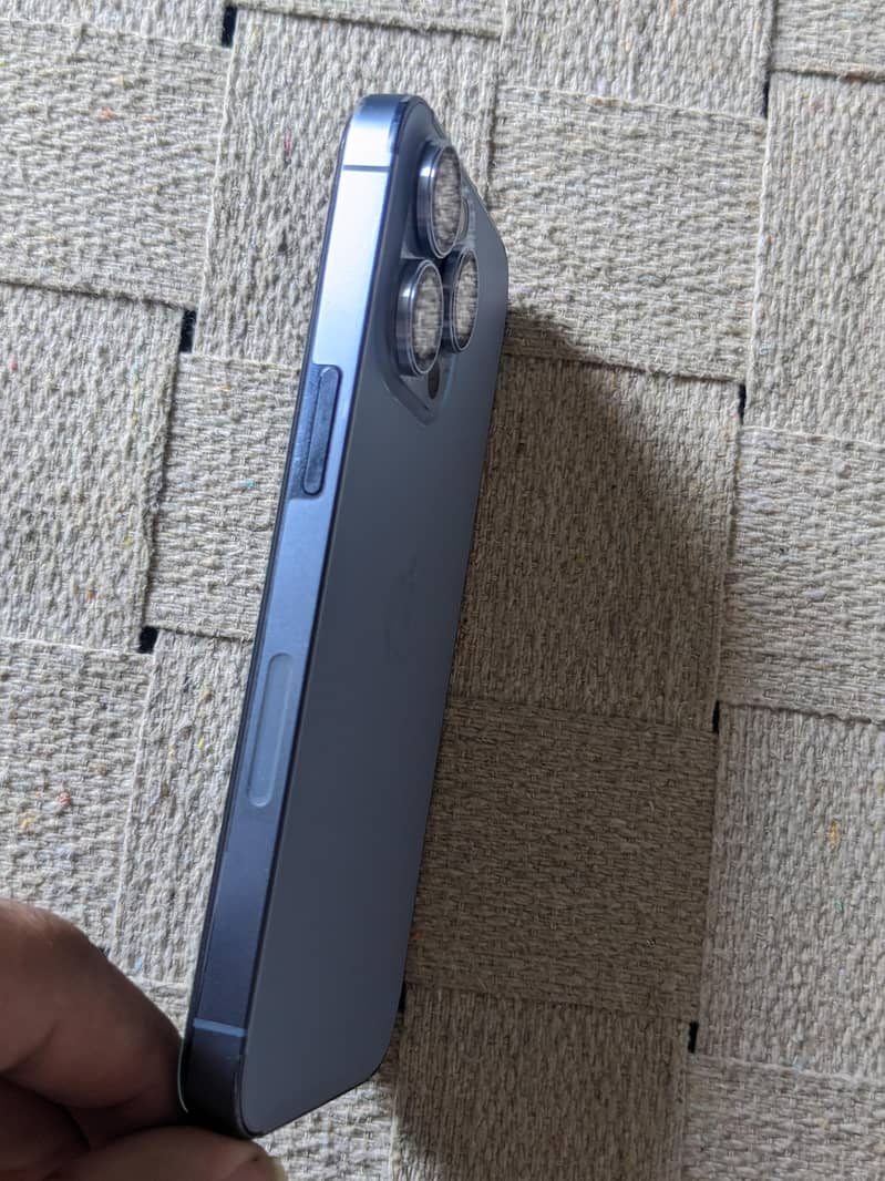 Apple iPhone 13 Pro [read description first] 5