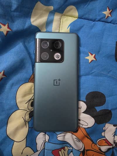 One Plus 10 Pro