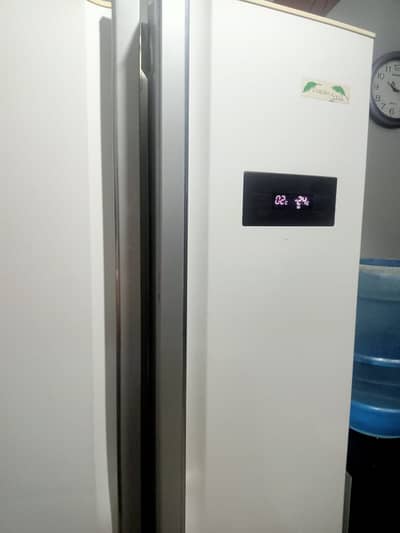 Kenwood Refrigerator 350L