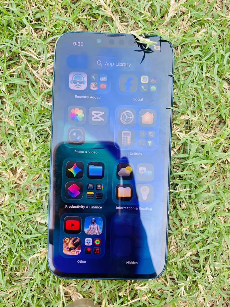 Apple iPhone 13 7