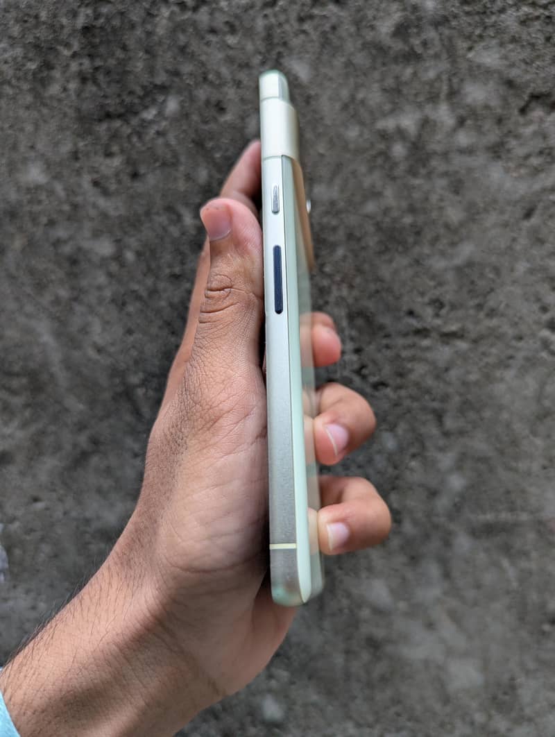 Google Pixel 7 2