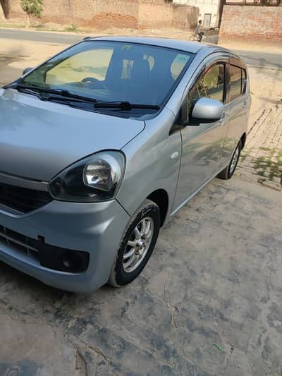 Daihatsu Mira 2013