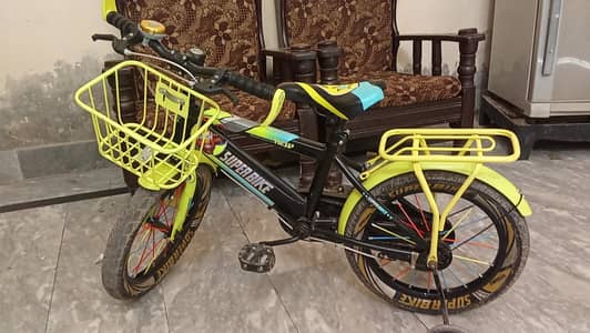 Super company Kids cycle 12 size condition 10/10