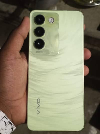 Vivo Y100