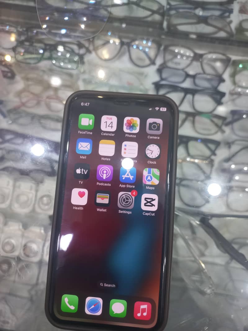 Apple iPhone 11 Pro 0
