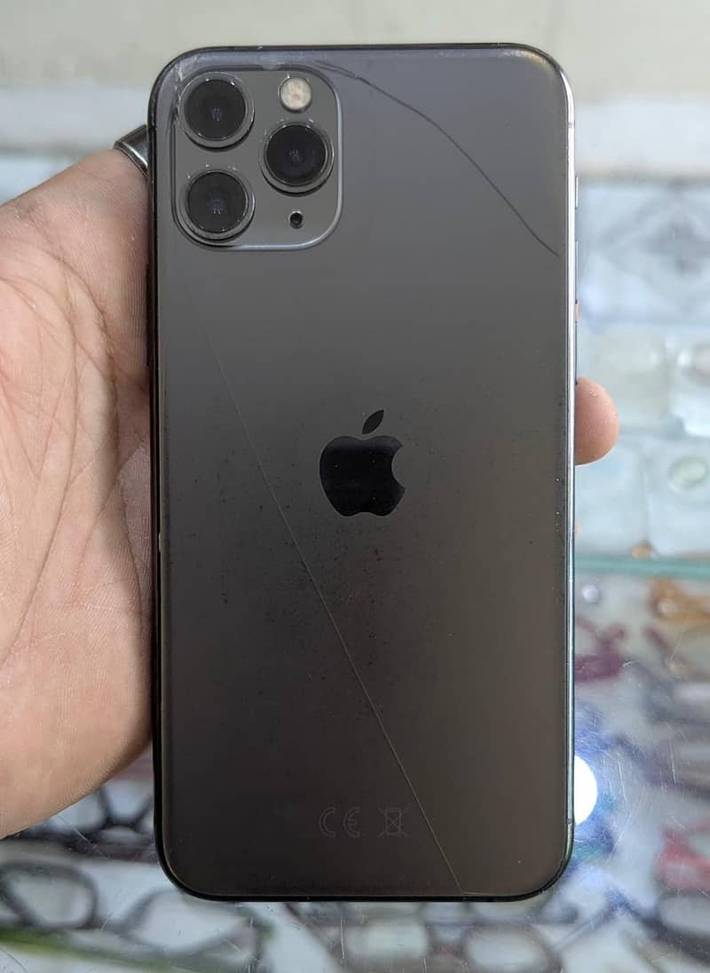 Apple iPhone 11 Pro 1