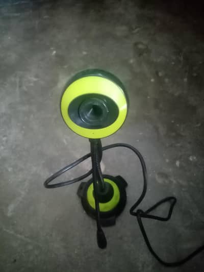  HD USB Webcam – Like New | Built-in Microphone 