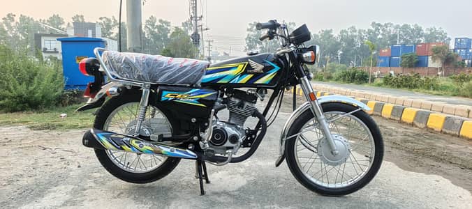 Honda CG 125   Black