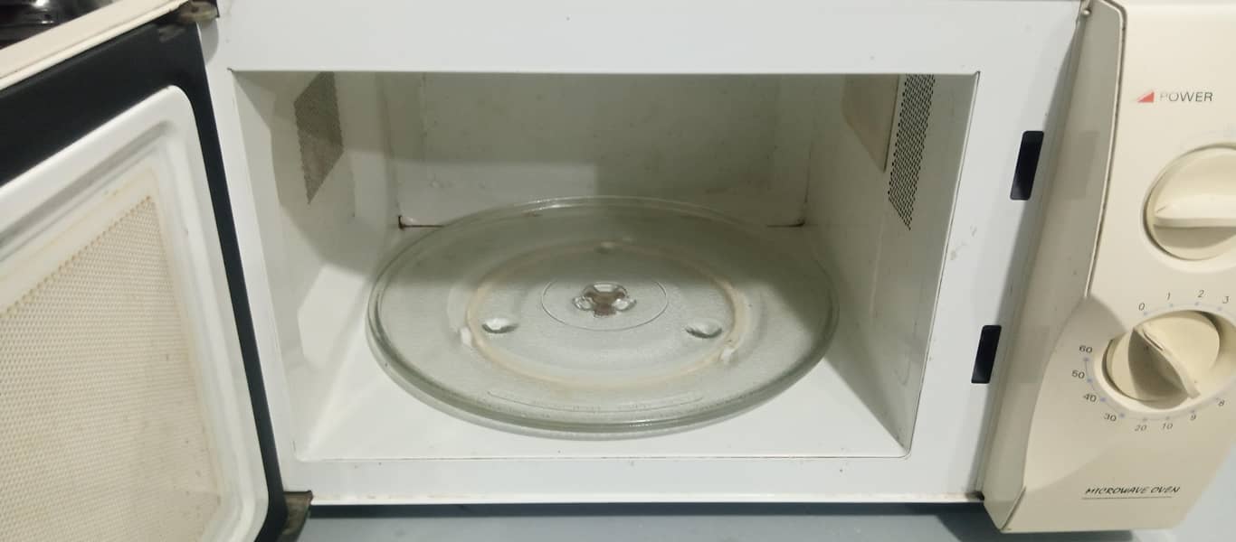 Haier Microwave 5