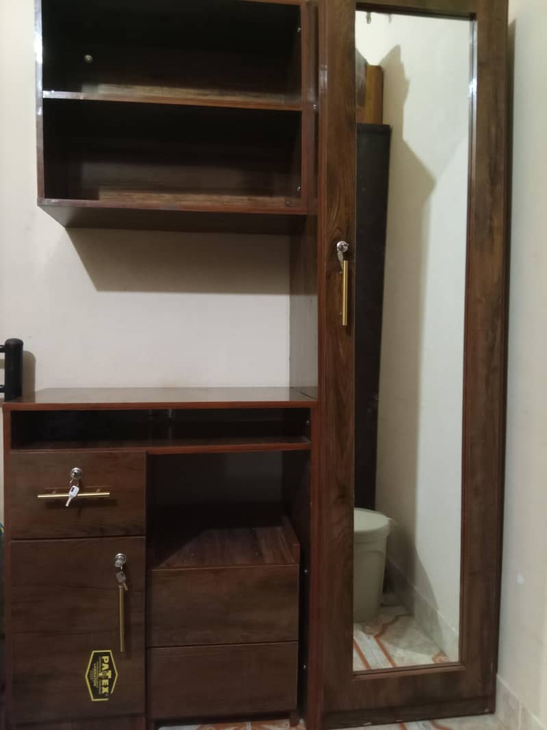 dressing table 0