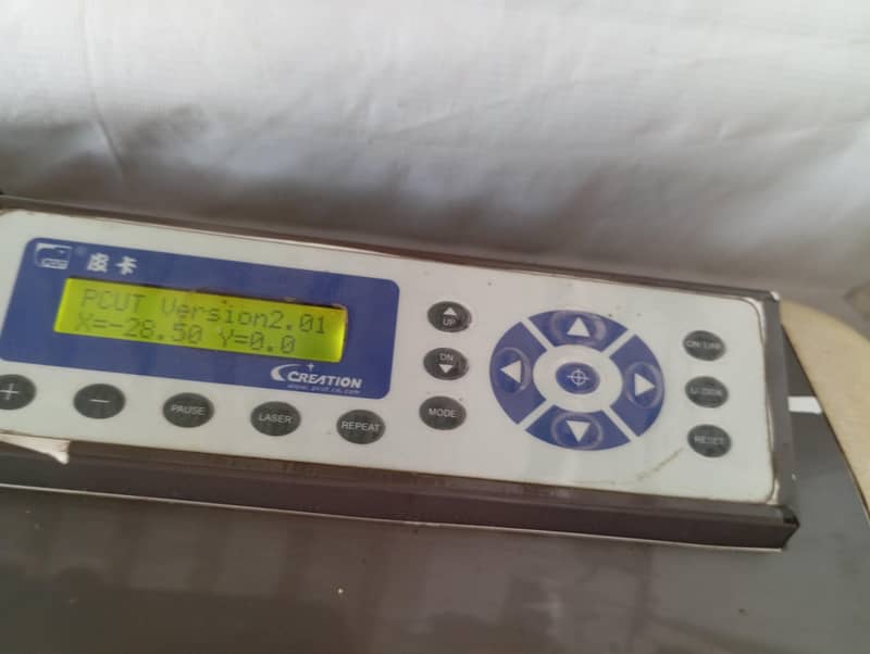 pcut ct630 cutting plotter 1