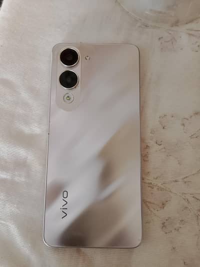 Vivo Y04