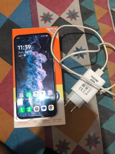 Tecno spark 40 pro 8+8/256gb memory