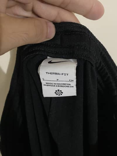 Nike therma fit trouser 10/10 waist 32