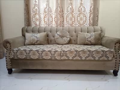 5 seater sofa set with cushions